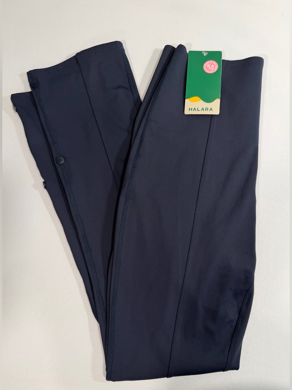 HALARA Women’s Navy Blue High-Rise Leggings with Snap Detail New With Tags